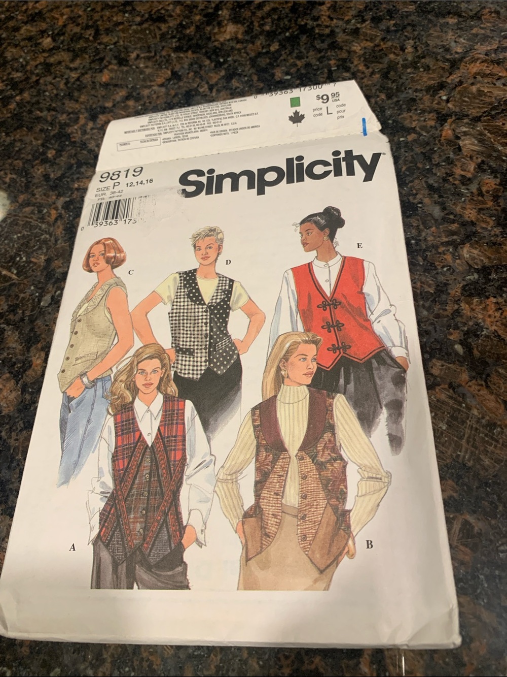 Simplicity Women's Vest Pattern in Red, Black, Cream, FACTORY FOLD
